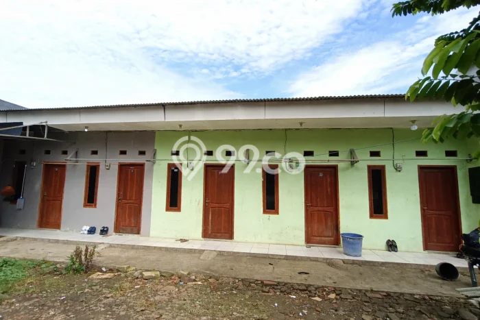 Rumah Kost Dijual Lokasi BSD, Tangerang Selatan, 10 Kamar Tidur, 10 Kamar Mandi, 200m2 Rumah Kost Dijual Lokasi BSD, Tangerang Selatan, 10 Kamar Tidur, 10 Kamar Mandi, 200m2