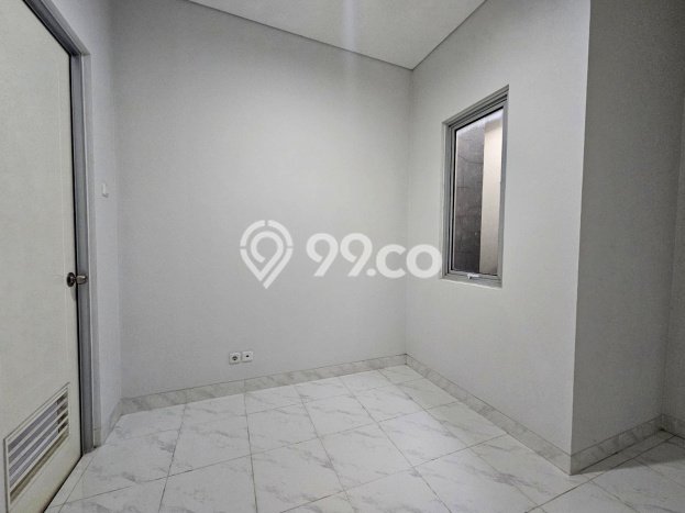 Disewakan! Rumah 2 Kamar Tidur &
2 Kamar Mandi di Gading Serpong, Tangerang Disewakan! Rumah 2 Kamar Tidur &
2 Kamar Mandi di Gading Serpong, Tangerang