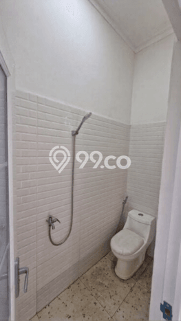 Unit Kost Dijual di Cimone dengan 6 Kamar Kawasan Ramai Unit Kost Dijual di Cimone dengan 6 Kamar Kawasan Ramai