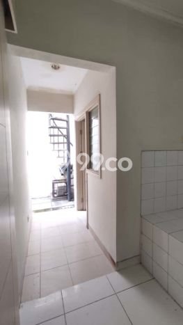 Disewakan! Rumah 4 Kamar Tidur &
3 Kamar Mandi di Gading Serpong The Spring, Tangerang Disewakan! Rumah 4 Kamar Tidur &
3 Kamar Mandi di Gading Serpong The Spring, Tangerang