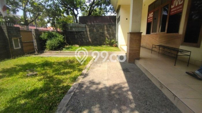 Hunian Elit LB 287m2 Siap Pakai Desain Elegan di Burangrang, Bandung Hunian Elit LB 287m2 Siap Pakai Desain Elegan di Burangrang, Bandung