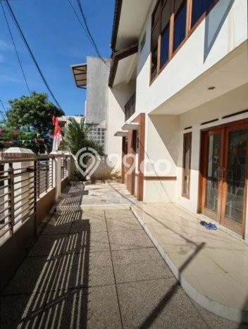 Rumah Berkualitas area Buah Batu, Bandung, Luas 214m² LB 220m² - BISA KPR! Rumah Berkualitas area Buah Batu, Bandung, Luas 214m² LB 220m² - BISA KPR!