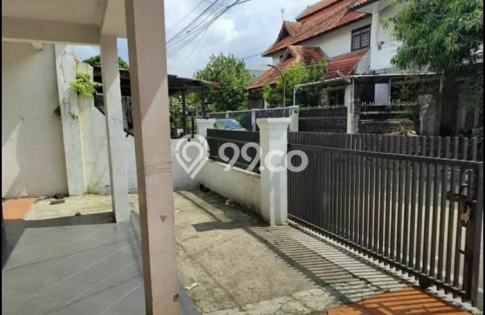 Jual Rumah Modern 5 KT di Bandung Kota, Bandung Jual Rumah Modern 5 KT di Bandung Kota, Bandung