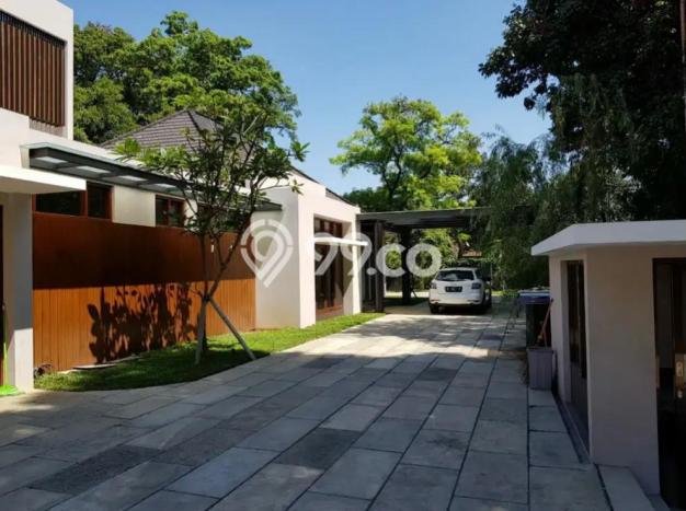 For Sale! Premium House LT 861m2 Desain Modern di Cipaganti For Sale! Premium House LT 861m2 Desain Modern di Cipaganti