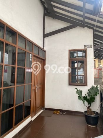 Peluang Investasi! Rumah Kost Dijual di Coblong, Bandung, 6 KT, 2 KM, Luas 160m2 Peluang Investasi! Rumah Kost Dijual di Coblong, Bandung, 6 KT, 2 KM, Luas 160m2