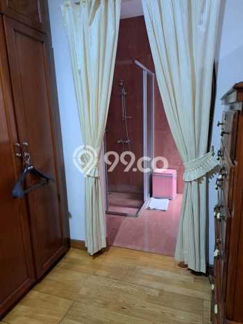 Rumah Strategis area Kelapa Gading, Jakarta Utara, LT 220m² Bangunan 330m² - HARGA NEGO! Rumah Strategis area Kelapa Gading, Jakarta Utara, LT 220m² Bangunan 330m² - HARGA NEGO!