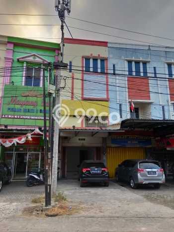 Ruko Strategis di Kota Sepang, Luas 180m², Kawasan Komersial Ruko Strategis di Kota Sepang, Luas 180m², Kawasan Komersial