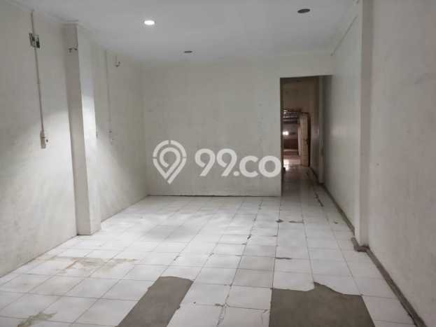 Ruko Strategis di Kota Sepang, Luas 180m², Kawasan Komersial Ruko Strategis di Kota Sepang, Luas 180m², Kawasan Komersial