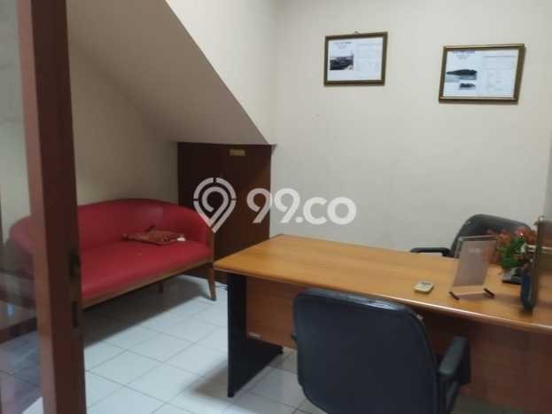 HARGA BERSAING! Ruko di Kelapa Gading, Luas 108m², Lokasi Komersial HARGA BERSAING! Ruko di Kelapa Gading, Luas 108m², Lokasi Komersial