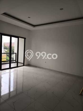 Siap Huni Rumah Mewah 5 Kamar di Kelapa Gading Dekat ke Mana Pun Siap Huni Rumah Mewah 5 Kamar di Kelapa Gading Dekat ke Mana Pun