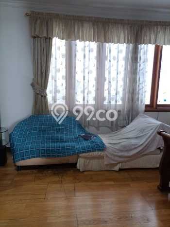 Rumah 4 KT 3 KM LT 220m², LB 330m² di Kelapa Gading, Jakarta Utara Rumah 4 KT 3 KM LT 220m², LB 330m² di Kelapa Gading, Jakarta Utara