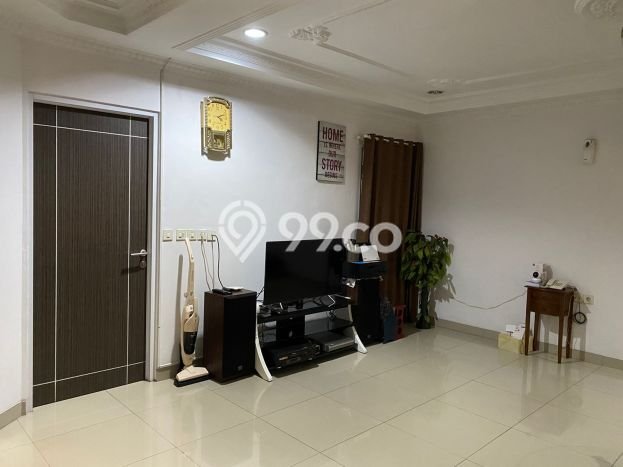 Siap Huni Rumah Mewah 4 Kamar di Kelapa Gading Dekat ke Mana Pun Siap Huni Rumah Mewah 4 Kamar di Kelapa Gading Dekat ke Mana Pun