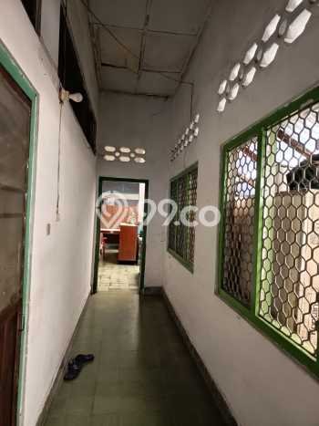 Siap Huni Hunian Elit 7 Kamar di Senen Dekat ke Mana Pun Siap Huni Hunian Elit 7 Kamar di Senen Dekat ke Mana Pun