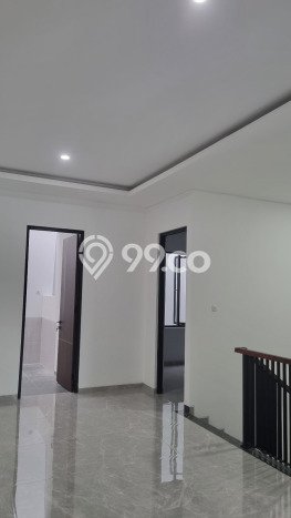 Rumah Luxury Modern Siap Huni di Alam Sutera Tangerang Rumah Luxury Modern Siap Huni di Alam Sutera Tangerang