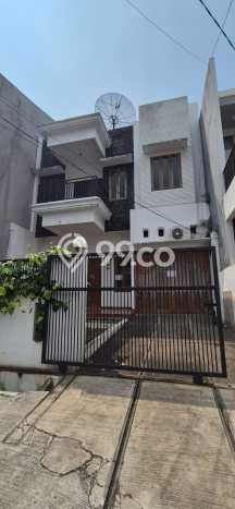 Rumah Luxury Modern Tanpa Renovasi di Puri Indah Jakarta Barat Rumah Luxury Modern Tanpa Renovasi di Puri Indah Jakarta Barat
