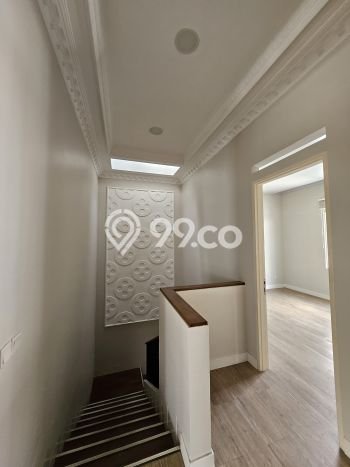 Ready to Use! Premium House LT 80m2 Desain Elegan di Gading Serpong Ready to Use! Premium House LT 80m2 Desain Elegan di Gading Serpong