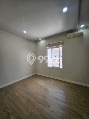 Ready to Use! Premium House LT 80m2 Desain Elegan di Gading Serpong Ready to Use! Premium House LT 80m2 Desain Elegan di Gading Serpong