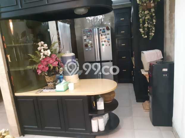 Ready to Use! Premium House LT 301m2 Desain Modern di Kramat Ready to Use! Premium House LT 301m2 Desain Modern di Kramat