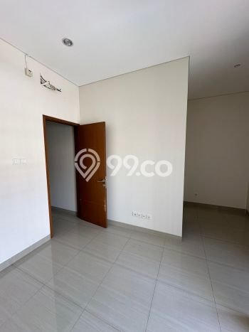 Siap Huni Rumah Mewah 4 Kamar di Kelapa Gading Dekat ke Mana Pun Siap Huni Rumah Mewah 4 Kamar di Kelapa Gading Dekat ke Mana Pun