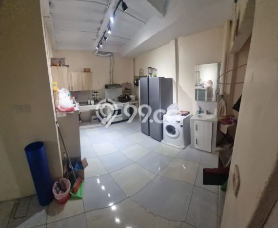 PROPERTI UNGGULAN! Rumah Premium di Kramat, LT 154m² Bangunan 140m² PROPERTI UNGGULAN! Rumah Premium di Kramat, LT 154m² Bangunan 140m²