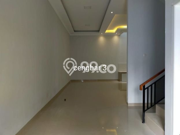 Rumah Minimalis di Kelapa Gading, Jakarta Utara, Luas 102m² Bangunan 216m² Rumah Minimalis di Kelapa Gading, Jakarta Utara, Luas 102m² Bangunan 216m²