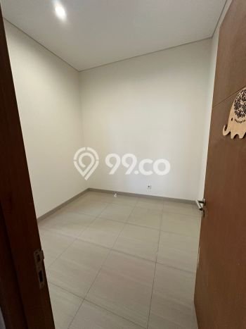Siap Huni Rumah Mewah 4 Kamar di Kelapa Gading Dekat ke Mana Pun Siap Huni Rumah Mewah 4 Kamar di Kelapa Gading Dekat ke Mana Pun