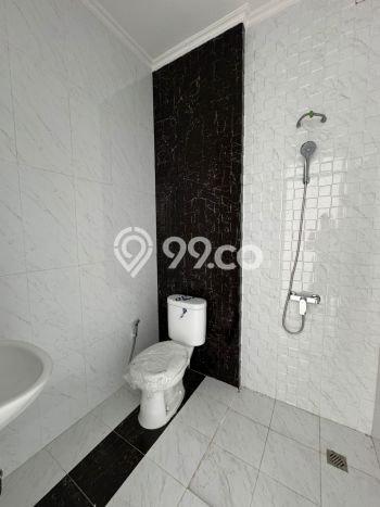 Siap Huni Hunian Elit 5 Kamar di Kelapa Gading Dekat ke Mana Pun Siap Huni Hunian Elit 5 Kamar di Kelapa Gading Dekat ke Mana Pun