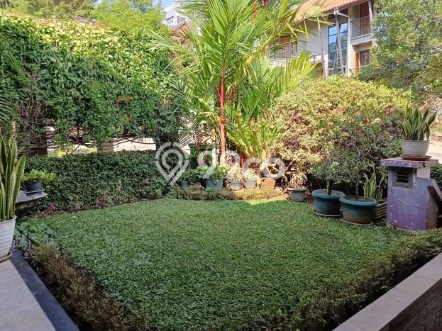 Rumah Modern 5 KT LT 149m2 di Dago Pakar Rumah Modern 5 KT LT 149m2 di Dago Pakar