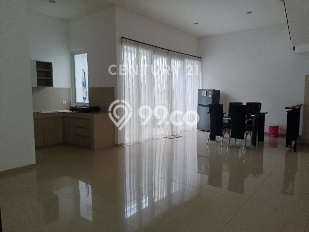 SPECIAL OFFER! Rumah area Setiabudi, 3 KT, Lingkungan Strategis, LT 140m2m² Bangunan 200m2m² SPECIAL OFFER! Rumah area Setiabudi, 3 KT, Lingkungan Strategis, LT 140m2m² Bangunan 200m2m²