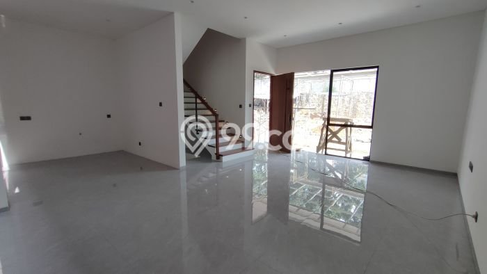 Jual Rumah Luas Megah Dengan View Cantik di Setra Duta, Bandung Jual Rumah Luas Megah Dengan View Cantik di Setra Duta, Bandung