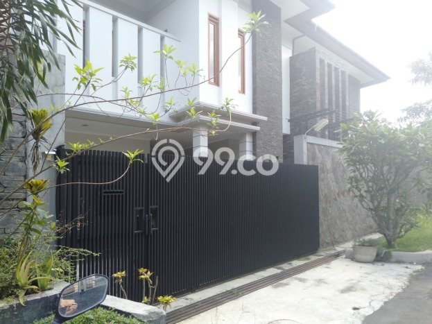 For Sale! Luxury House LT 396m2 Desain Modern di Setra Duta For Sale! Luxury House LT 396m2 Desain Modern di Setra Duta