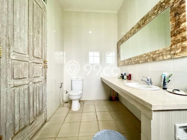 Rumah Eksklusif Siap Huni LT 320m2 di Coblong, Bandung Rumah Eksklusif Siap Huni LT 320m2 di Coblong, Bandung