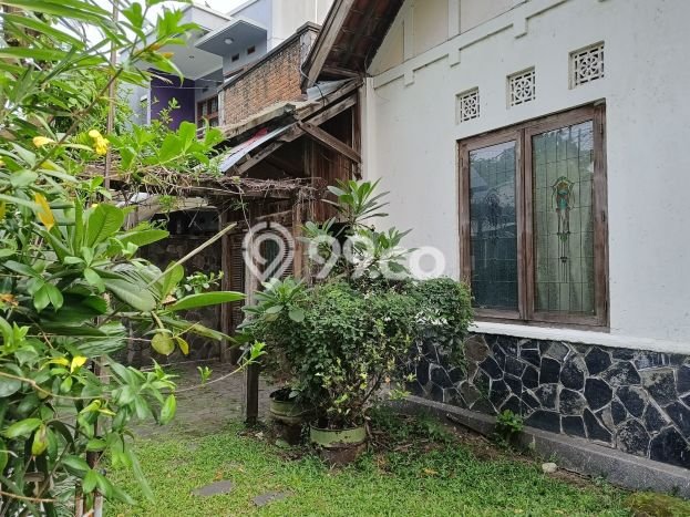 Ready to Use! Premium House LT 407m2 Desain Modern di Riau Ready to Use! Premium House LT 407m2 Desain Modern di Riau