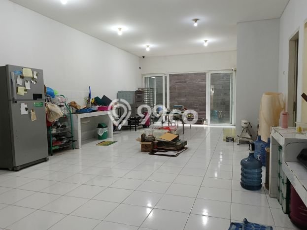 For Sale! Luxury House LT 300m2 Desain Modern di BKR For Sale! Luxury House LT 300m2 Desain Modern di BKR
