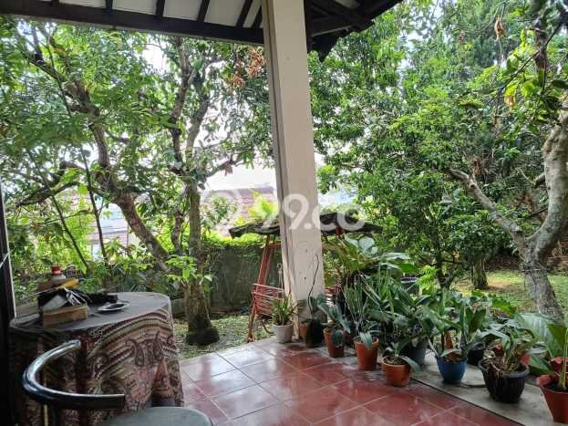 Jual Rumah Luas Elegan Dengan View Eksklusif di Geger Kalong, Bandung Jual Rumah Luas Elegan Dengan View Eksklusif di Geger Kalong, Bandung