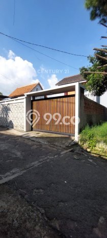 Rumah 4 KT 4 KM Luas Tanah 170m2m², LB 280m2m² di Setiabudi, Bandung Rumah 4 KT 4 KM Luas Tanah 170m2m², LB 280m2m² di Setiabudi, Bandung