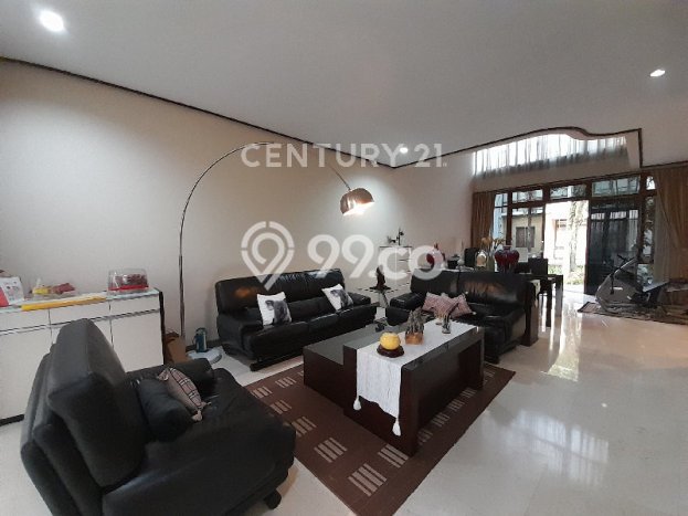 Dijual Rumah Mewah Elegan Dengan View Eksklusif di Setra Duta, Bandung Dijual Rumah Mewah Elegan Dengan View Eksklusif di Setra Duta, Bandung