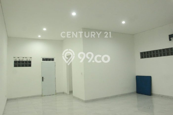 Ruko bagus disewakan di Cimahi Utara Cimahi dengan LB 300m2 harga sewa terbaik Ruko bagus disewakan di Cimahi Utara Cimahi dengan LB 300m2 harga sewa terbaik