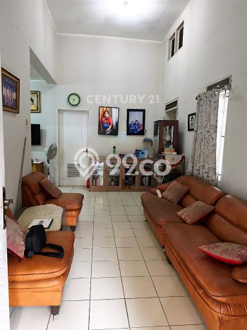 Rumah Modern 3 KT di Kota Baru Parahyangan Bandung Semi Furnished Rumah Modern 3 KT di Kota Baru Parahyangan Bandung Semi Furnished