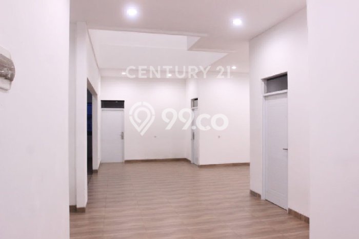 Ruko bagus disewakan di Cimahi Utara Cimahi dengan LB 300m2 harga sewa terbaik Ruko bagus disewakan di Cimahi Utara Cimahi dengan LB 300m2 harga sewa terbaik