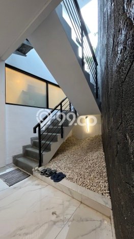 Rumah Modern 4 KT di Parongpong Bandung Semi Furnished Rumah Modern 4 KT di Parongpong Bandung Semi Furnished