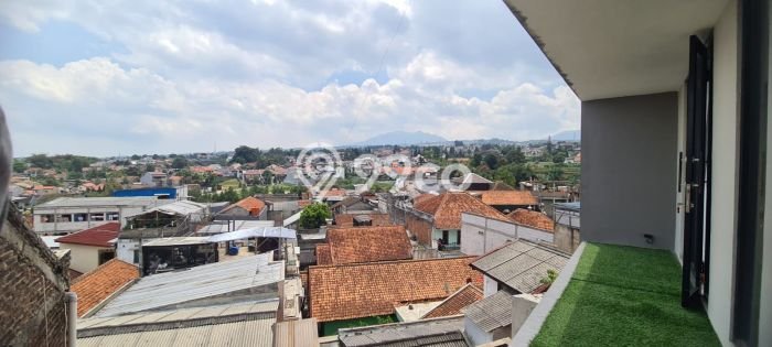 PROPERTI UNGGULAN! Rumah area Sukasari, 3 KT, Lingkungan Premium, Luas 180m² LB 160m² PROPERTI UNGGULAN! Rumah area Sukasari, 3 KT, Lingkungan Premium, Luas 180m² LB 160m²