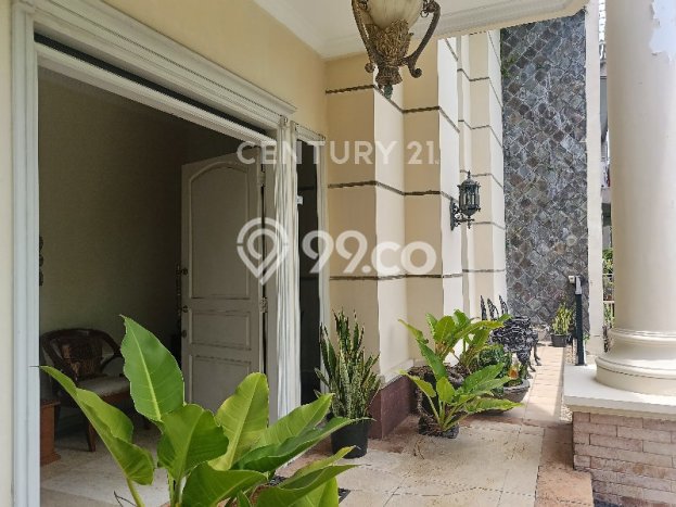 Jual Rumah Mewah Elegan Dengan View Eksklusif di Setra Duta, Bandung Jual Rumah Mewah Elegan Dengan View Eksklusif di Setra Duta, Bandung