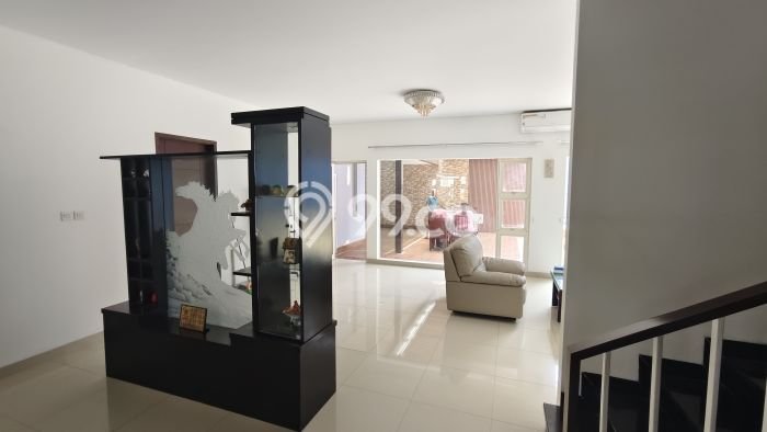 Rumah Luxury Modern Tanpa Renovasi di Kota Baru Parahyangan Bandung Rumah Luxury Modern Tanpa Renovasi di Kota Baru Parahyangan Bandung