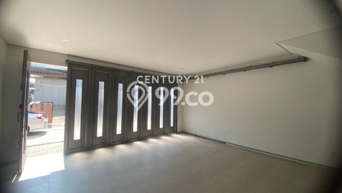 For Sale! Premium House LT 153m2 Desain Modern di Setra Duta For Sale! Premium House LT 153m2 Desain Modern di Setra Duta