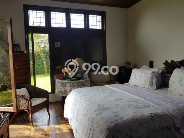 Jual Rumah Luas Megah Dengan View Cantik di Dago Pakar, Bandung Jual Rumah Luas Megah Dengan View Cantik di Dago Pakar, Bandung