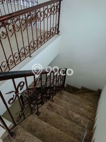 LOKASI PREMIUM! Rumah area Pajajaran, 3 KM, Lingkungan Strategis, Luas 184m² Bangunan 250m² LOKASI PREMIUM! Rumah area Pajajaran, 3 KM, Lingkungan Strategis, Luas 184m² Bangunan 250m²