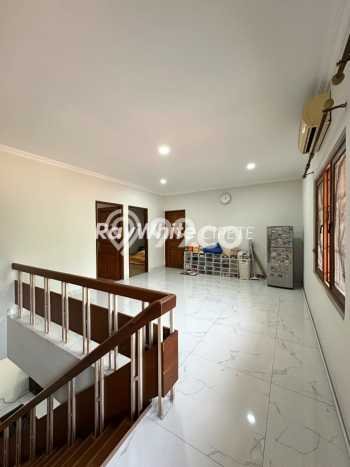 Dijual Hunian Mewah dengan Fasilitas Sekitar Lengkap di Kebayoran Baru, Jakarta Selatan Dijual Hunian Mewah dengan Fasilitas Sekitar Lengkap di Kebayoran Baru, Jakarta Selatan