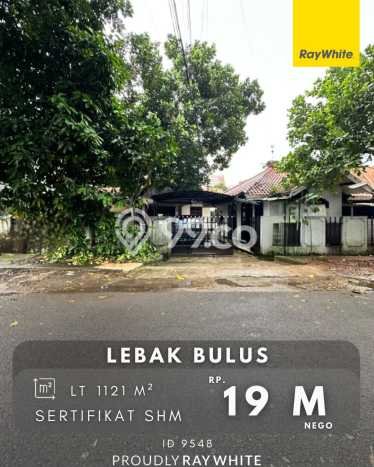 Ready to Use! Luxury House LT 1121m2 Desain Elegan di Lebak Bulus Ready to Use! Luxury House LT 1121m2 Desain Elegan di Lebak Bulus