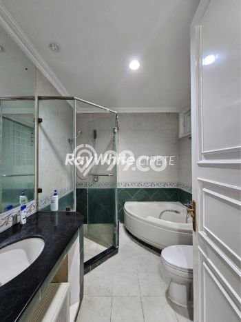 Dijual Hunian Mewah dengan Fasilitas Sekitar Komplit di Kebayoran Baru, Jakarta Selatan Dijual Hunian Mewah dengan Fasilitas Sekitar Komplit di Kebayoran Baru, Jakarta Selatan